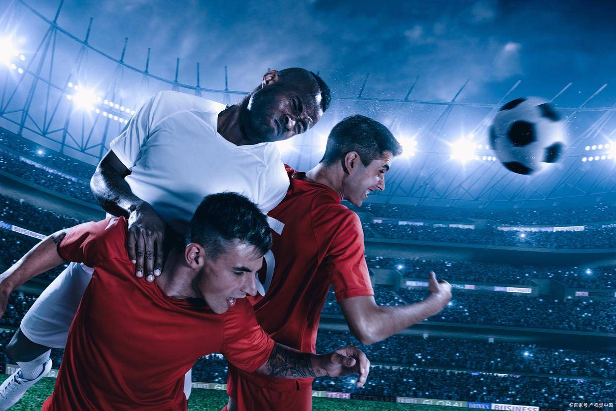 足球迷频频加入热烈讨论，球赛时刻备受关注的简单介绍