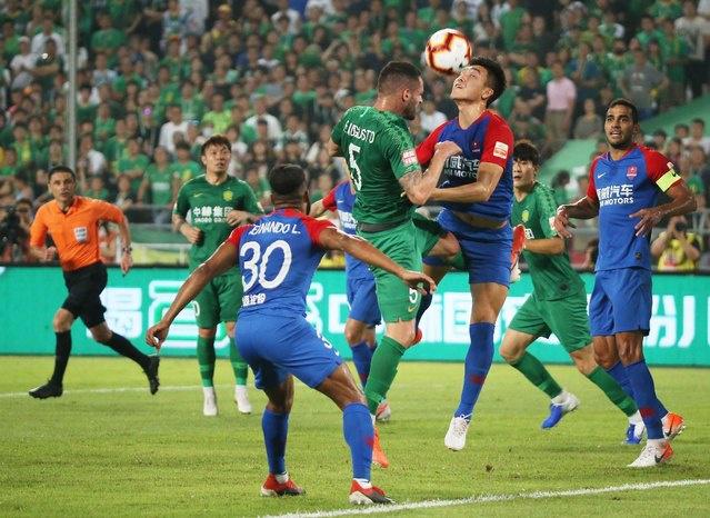 北京中赫国安胜重重，继续领跑积分榜的简单介绍