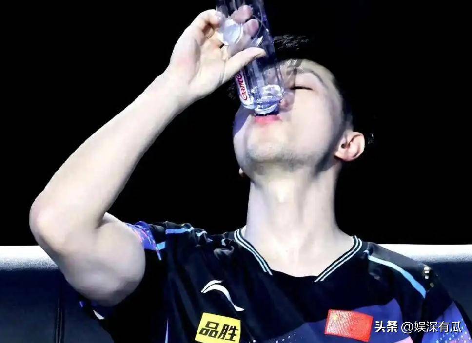 关于英国乒乓球队轻取法国乒乓球队，马龙送出助攻的信息