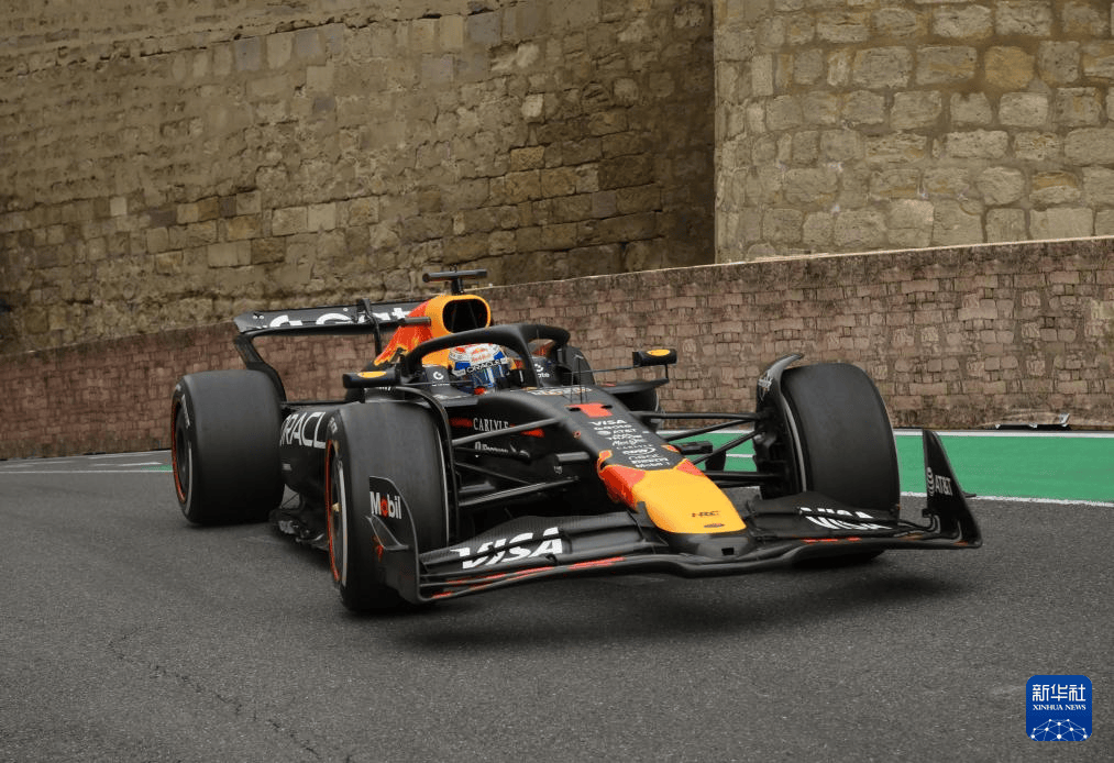 关于阿斯顿马丁逆转红牛车队,塞恩斯关键制胜的信息 关于阿斯顿马丁逆转红牛车队,塞恩斯关键制胜的信息