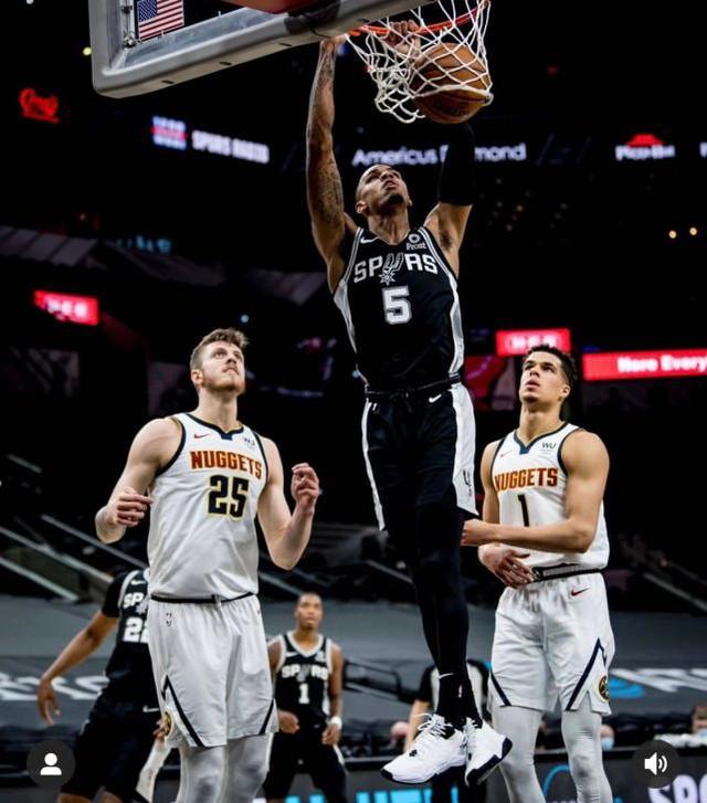 马刺力克雷霆，克莱高光表现的简单介绍