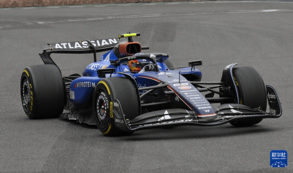 法拉利翻盘红牛车队，维斯塔潘扛起全队